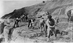 Stabilisation work on East Cliff 1926.jpg